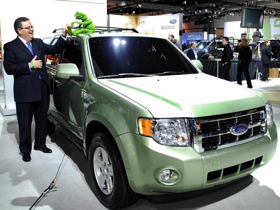  Ford Escape Hybrid 2008 года  (фото 15 из 33)